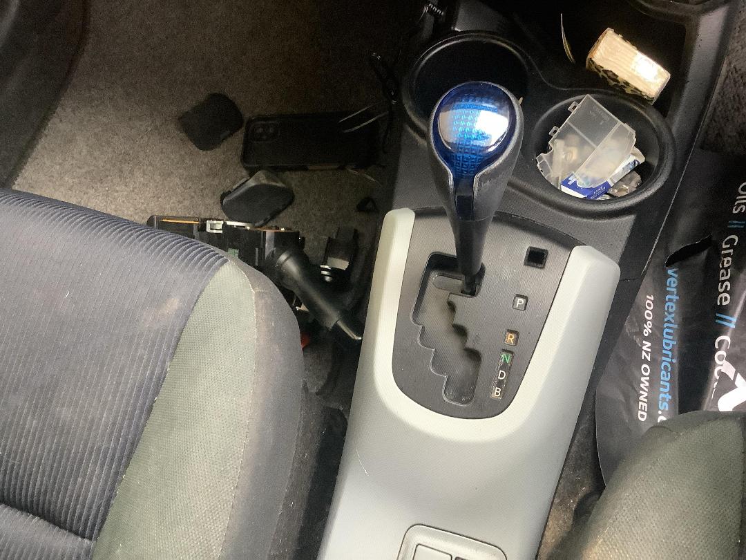 Photo '16' of Toyota Aqua Hybrid Photo '16' of Toyota Aqua Hybrid