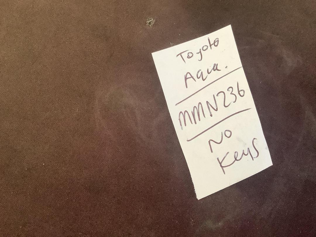 Photo '18' of Toyota Aqua Hybrid Photo '18' of Toyota Aqua Hybrid