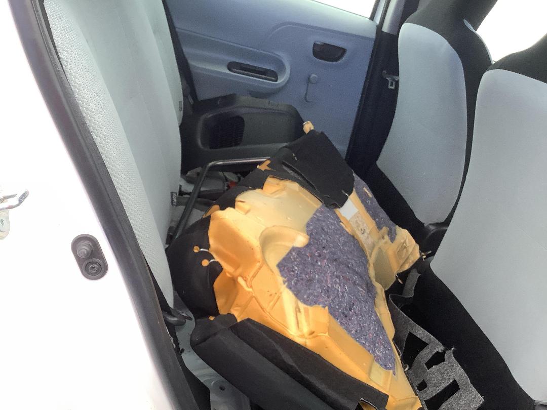 Photo '8' of Toyota Aqua Photo '8' of Toyota Aqua