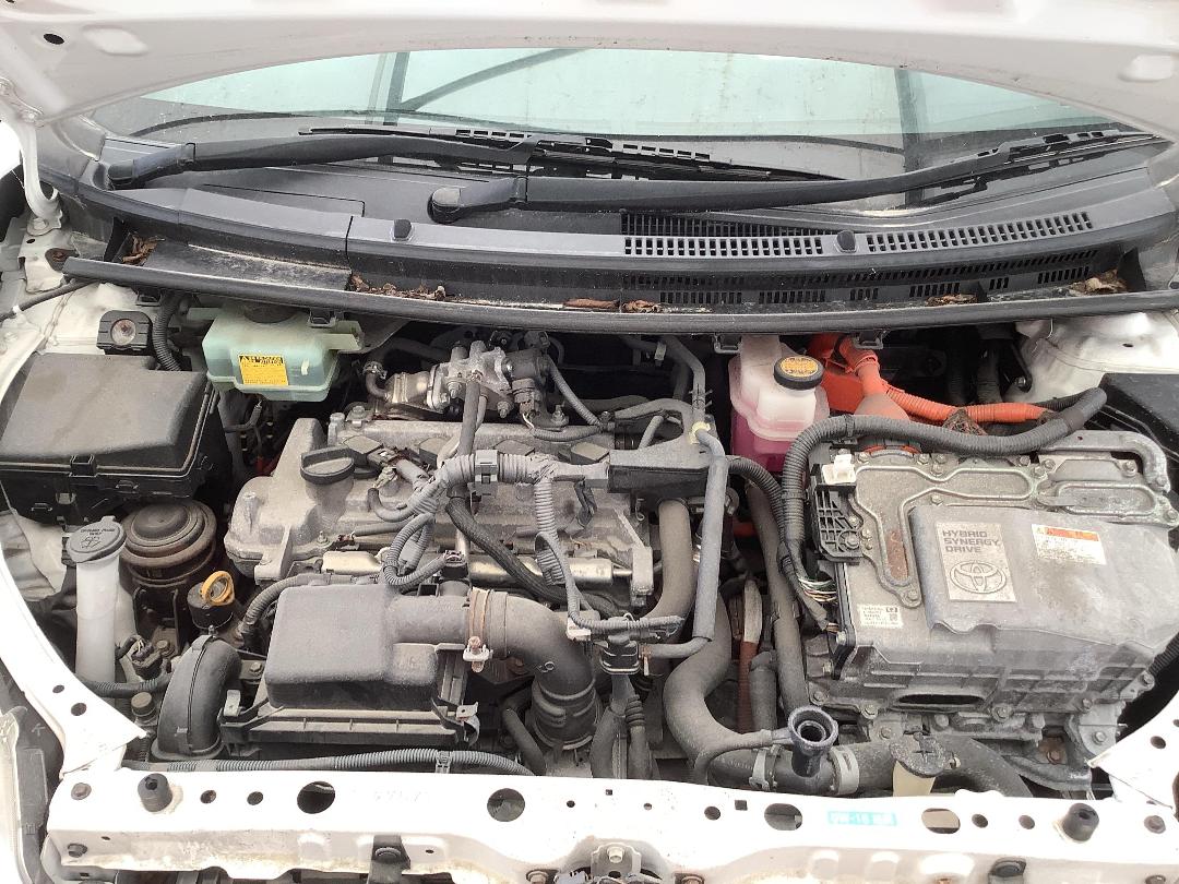 Photo '13' of Toyota Aqua Photo '13' of Toyota Aqua