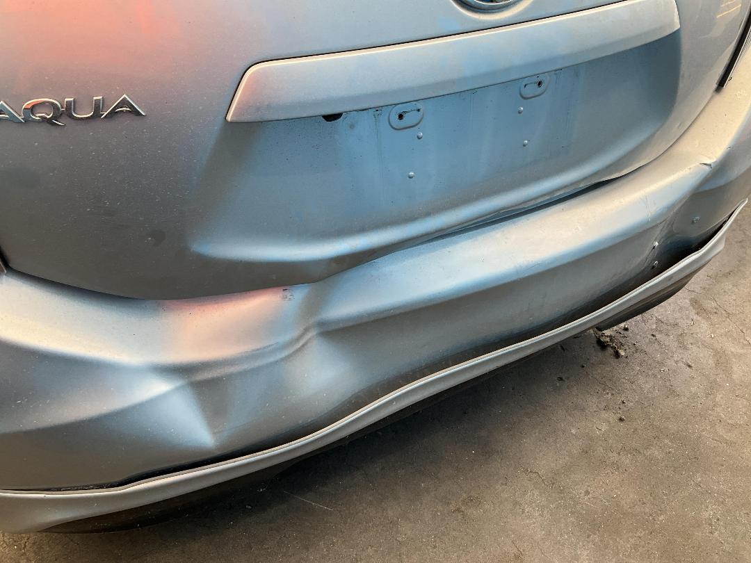 Photo '12' of Toyota Aqua Photo '12' of Toyota Aqua