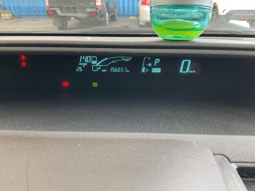 Photo '24' of Toyota Aqua Photo '24' of Toyota Aqua