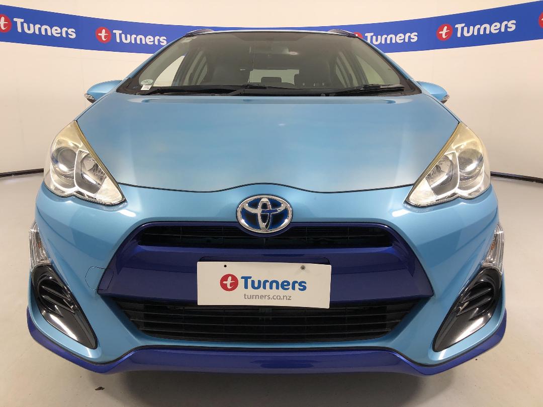 Photo '2' of Toyota Aqua