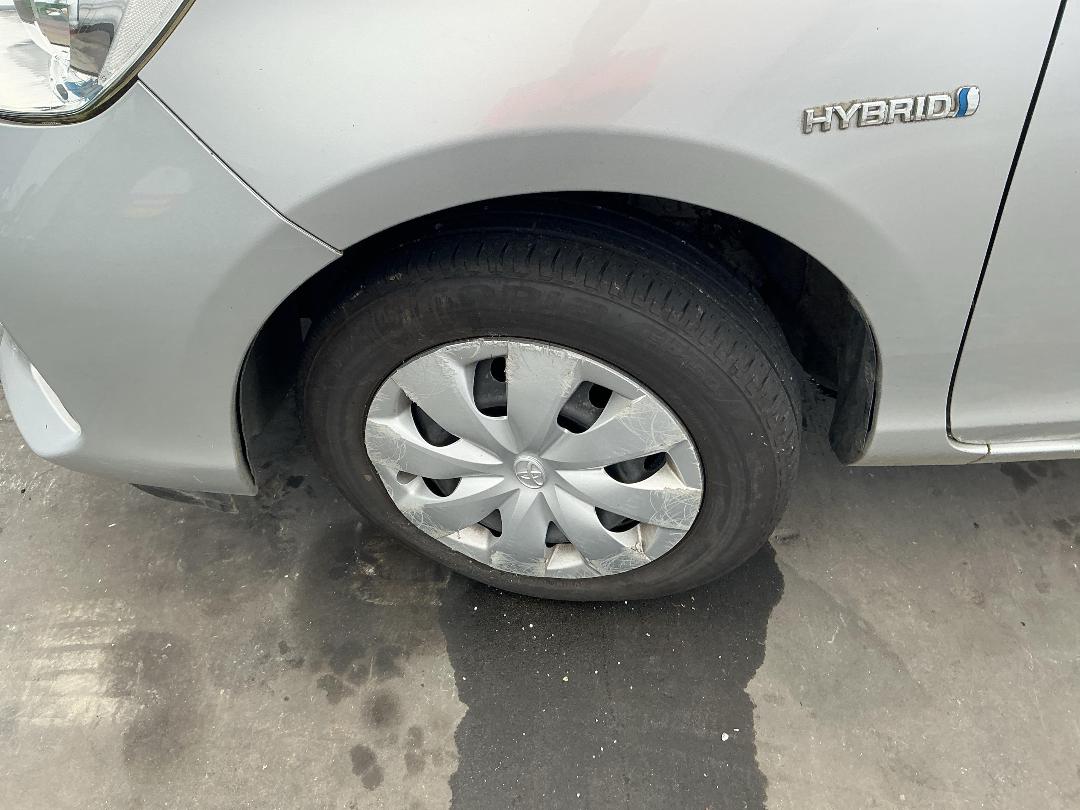 Photo '6' of Toyota Aqua Hybrid Photo '6' of Toyota Aqua Hybrid