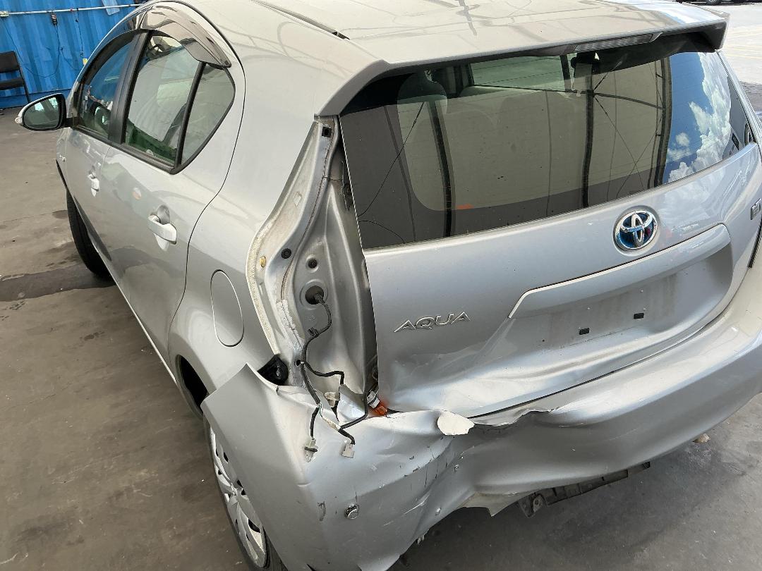 Photo '11' of Toyota Aqua Hybrid Photo '11' of Toyota Aqua Hybrid