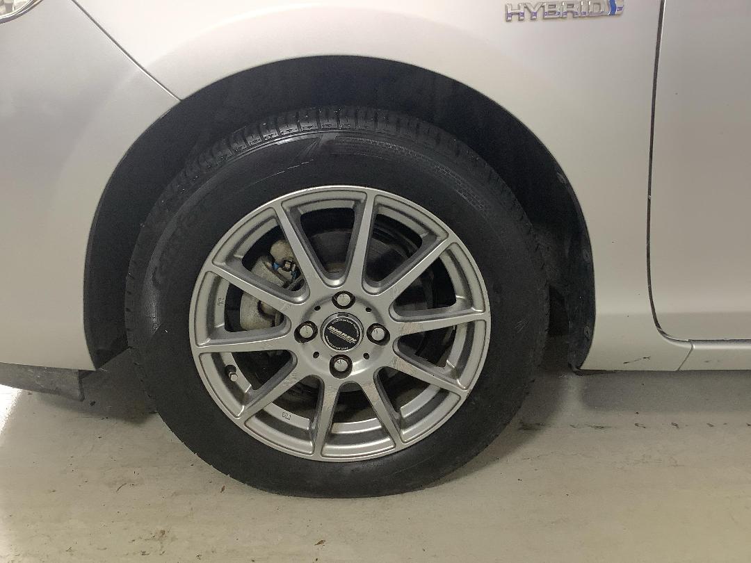 Photo '10' of Toyota Aqua