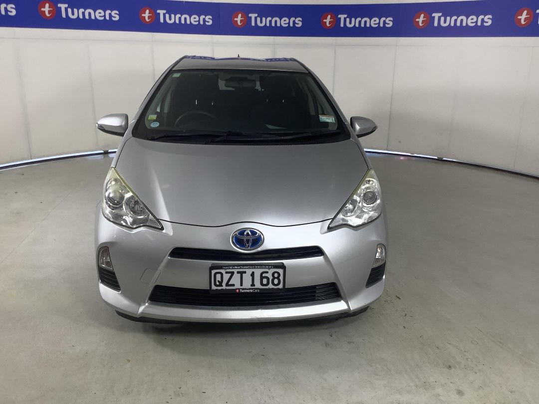 Photo '2' of Toyota Aqua