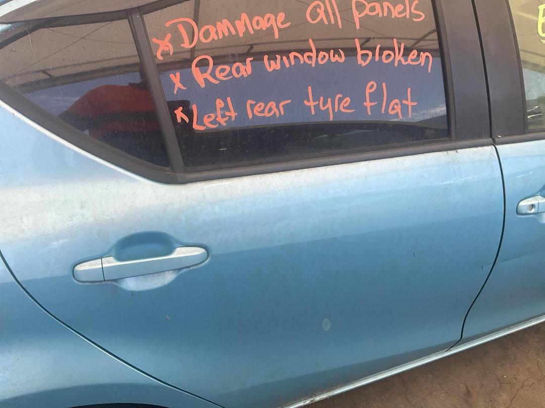 Photo '17' of Toyota Aqua Hybrid Photo '17' of Toyota Aqua Hybrid