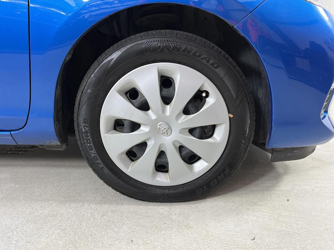 Photo '9' of Toyota Aqua