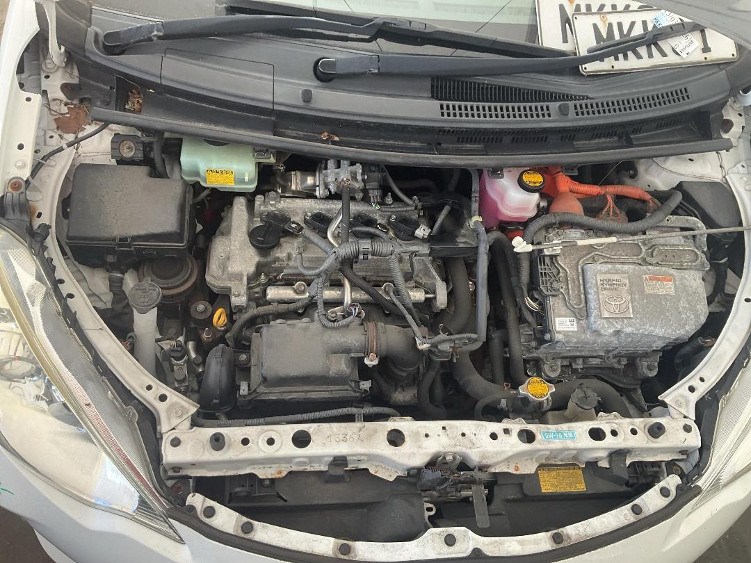 Photo '16' of Toyota Aqua Hybrid Photo '16' of Toyota Aqua Hybrid