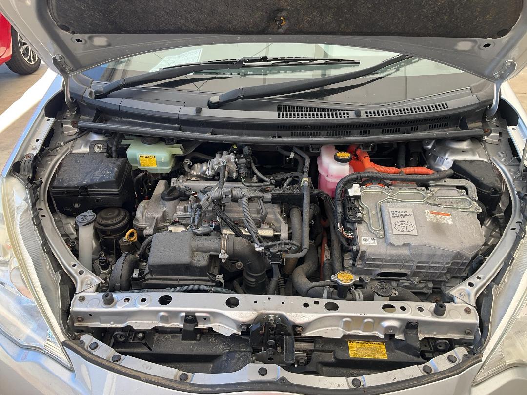 Photo '9' of Toyota Aqua Hybrid Photo '9' of Toyota Aqua Hybrid