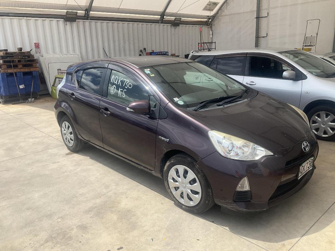 Photo '6' of Toyota Aqua Photo '6' of Toyota Aqua