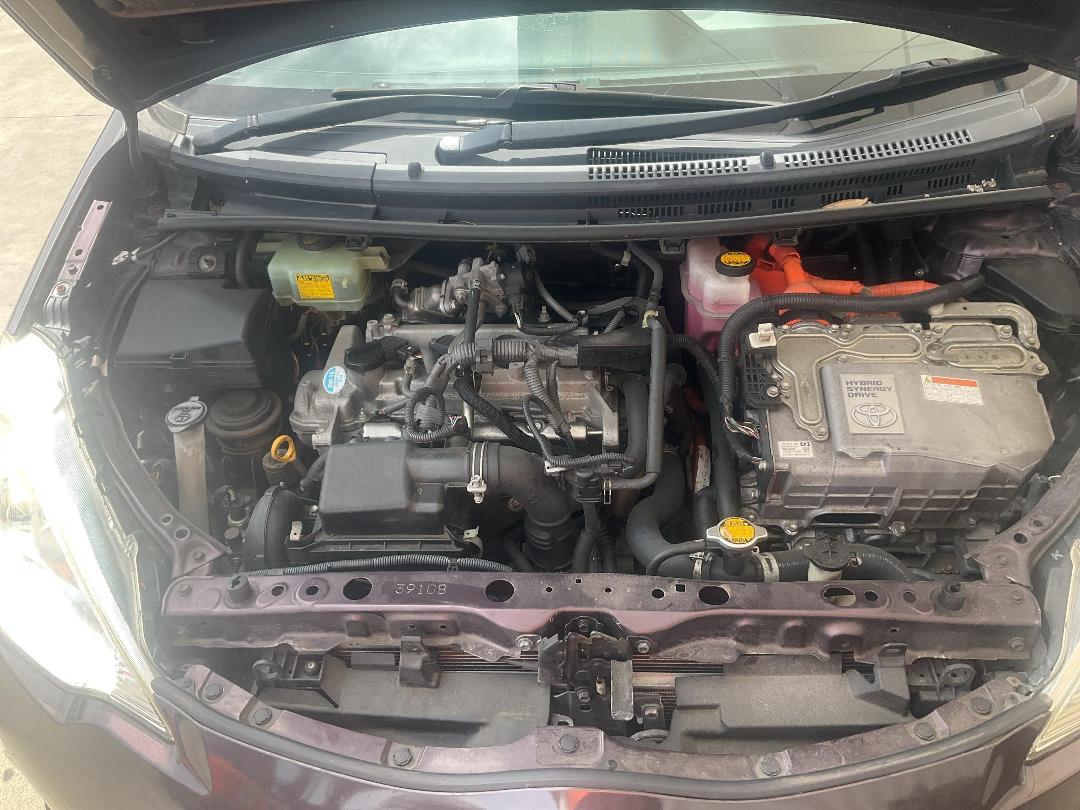 Photo '15' of Toyota Aqua Photo '15' of Toyota Aqua