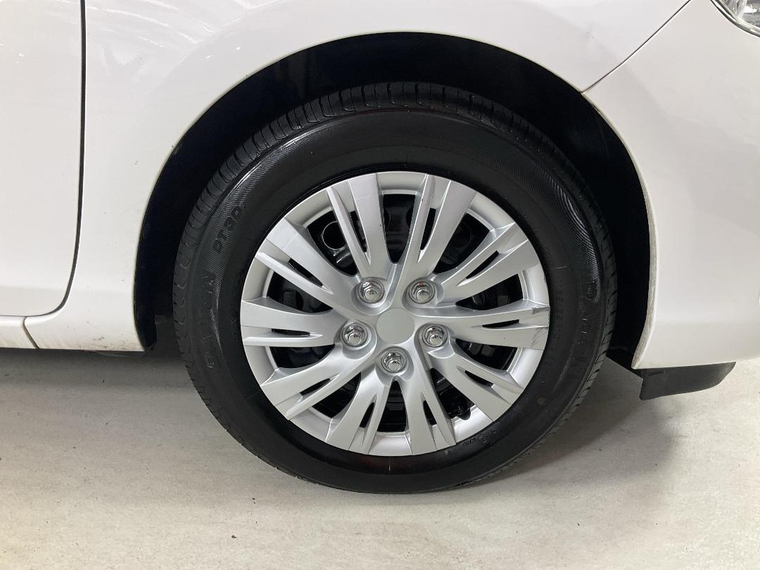 Photo '9' of Toyota Aqua