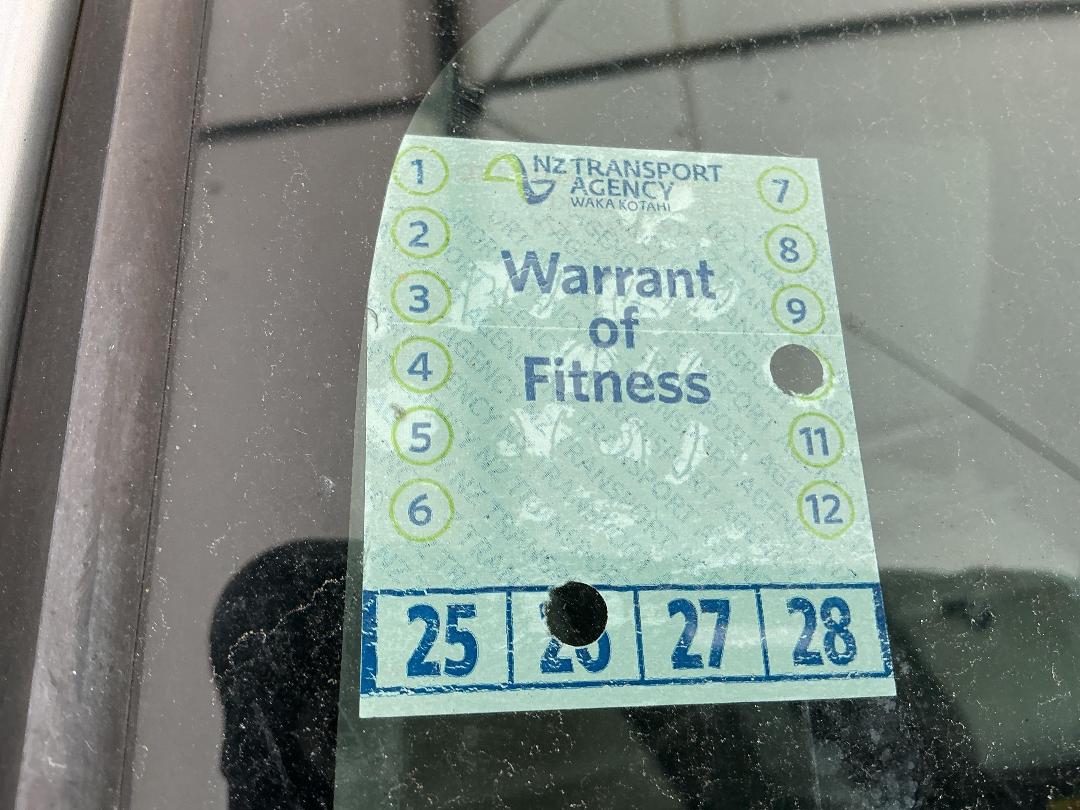 Photo '25' of Toyota Aqua Photo '25' of Toyota Aqua