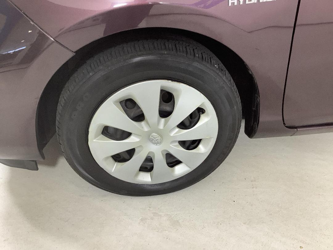 Photo '10' of Toyota Aqua