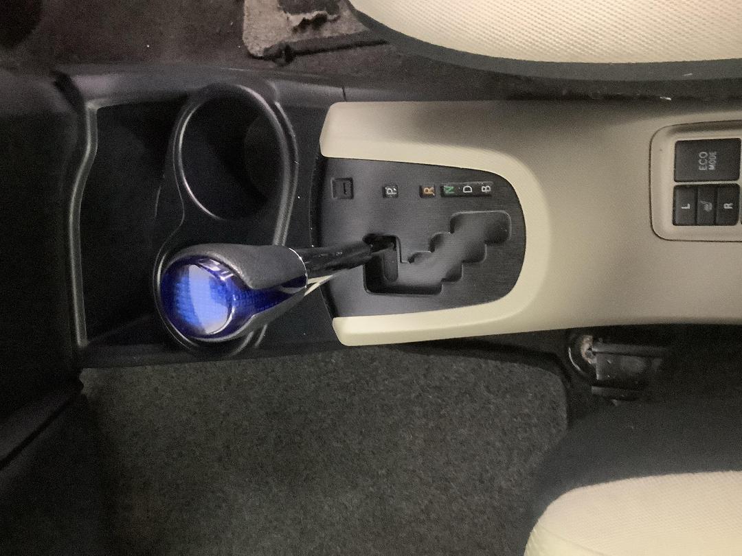 Photo '18' of Toyota Aqua