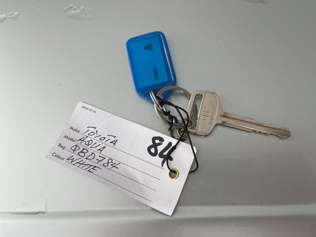 Photo '22' of Toyota Aqua