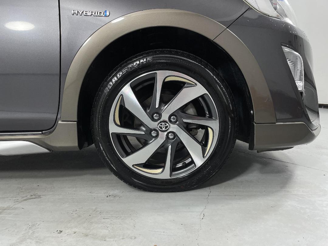 Photo '9' of Toyota Aqua