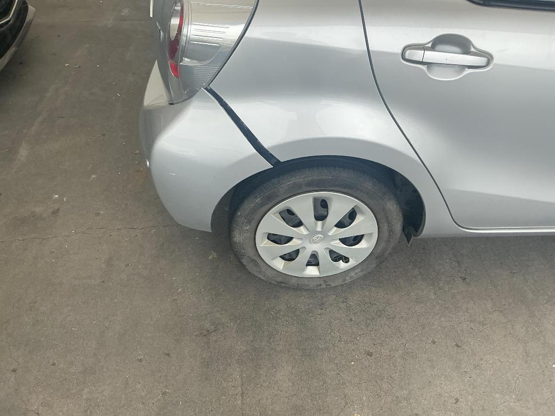 Photo '15' of Toyota Aqua Hybrid