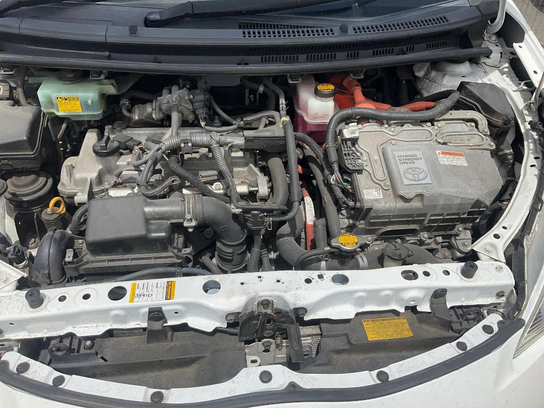 Photo '6' of Toyota Aqua Hybrid