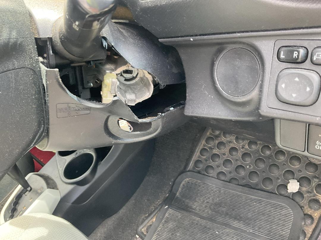 Photo '13' of Toyota Aqua Hybrid