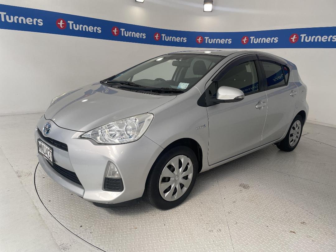 Photo '4' of Toyota Aqua