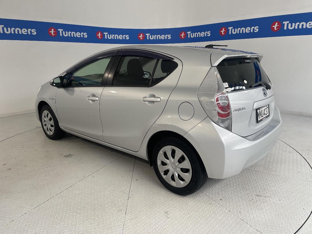 Photo '5' of Toyota Aqua