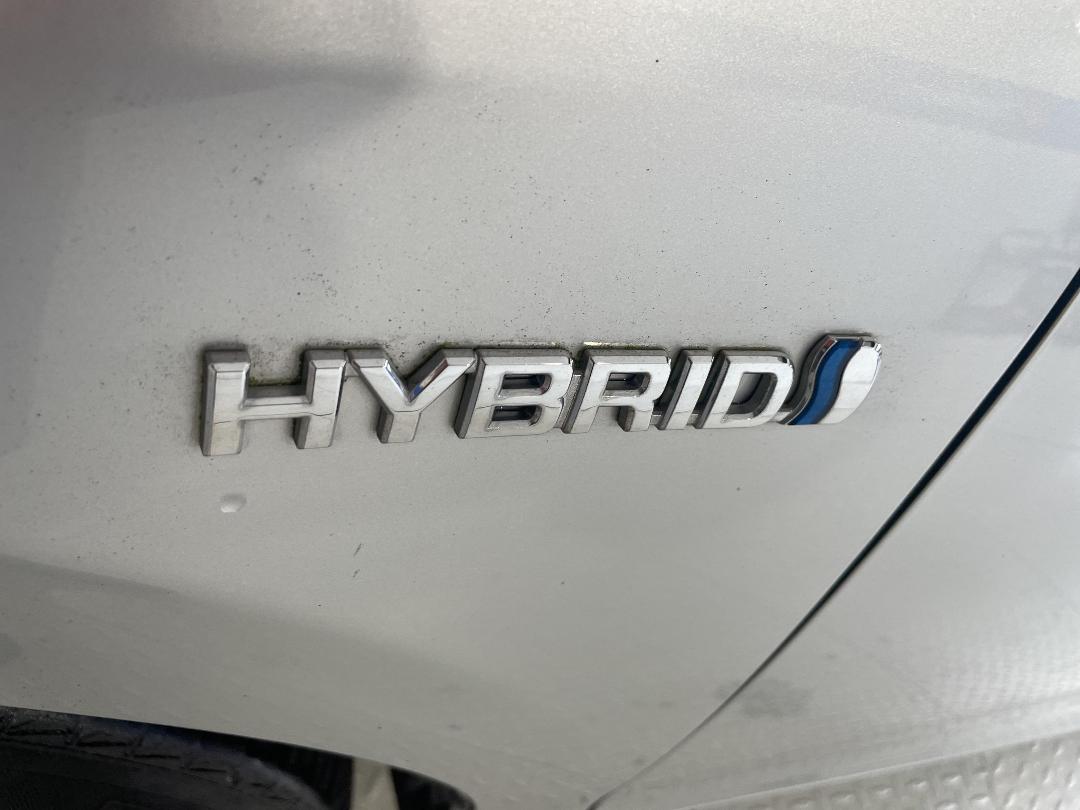 Photo '32' of Toyota Aqua