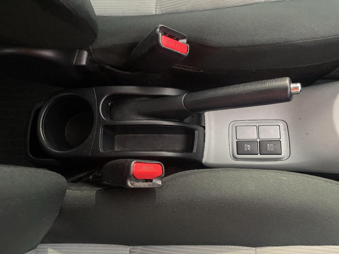 Photo '29' of Toyota Aqua