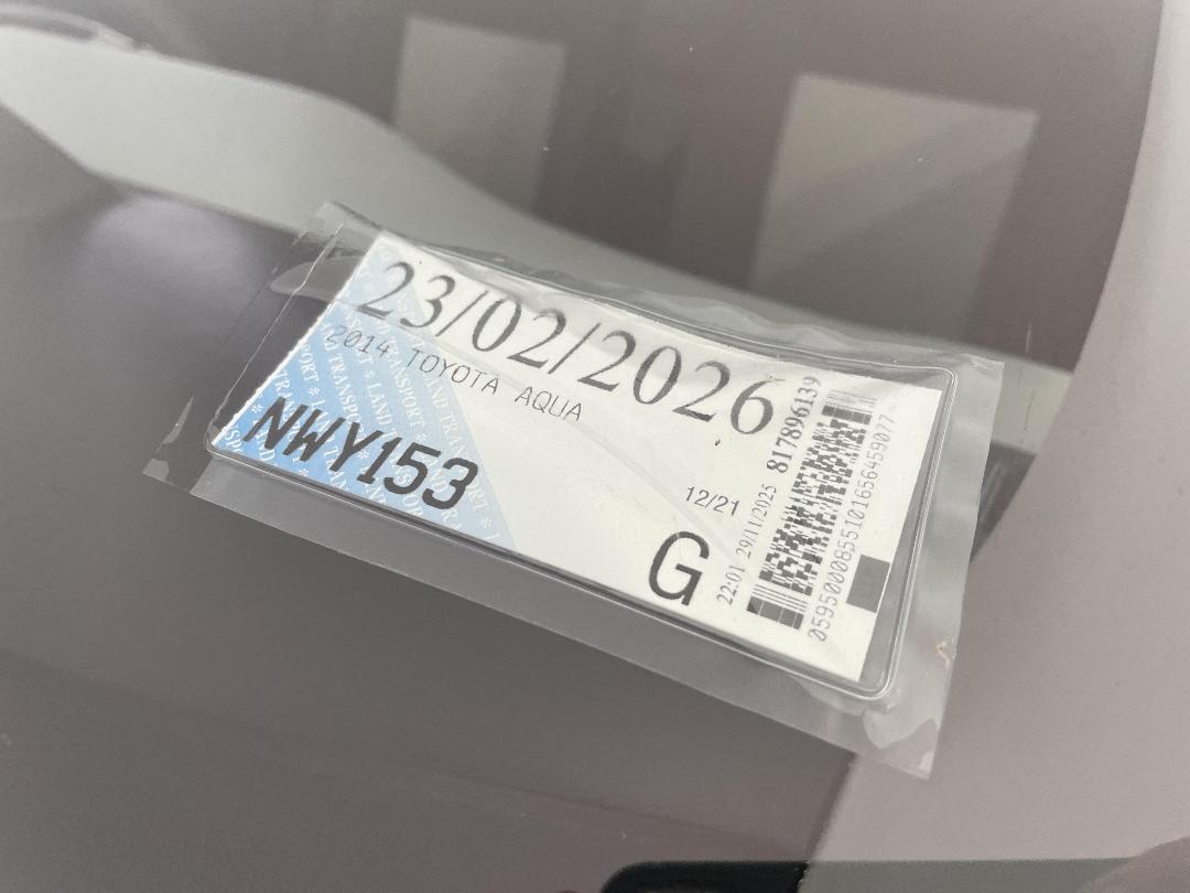 Photo '33' of Toyota Aqua