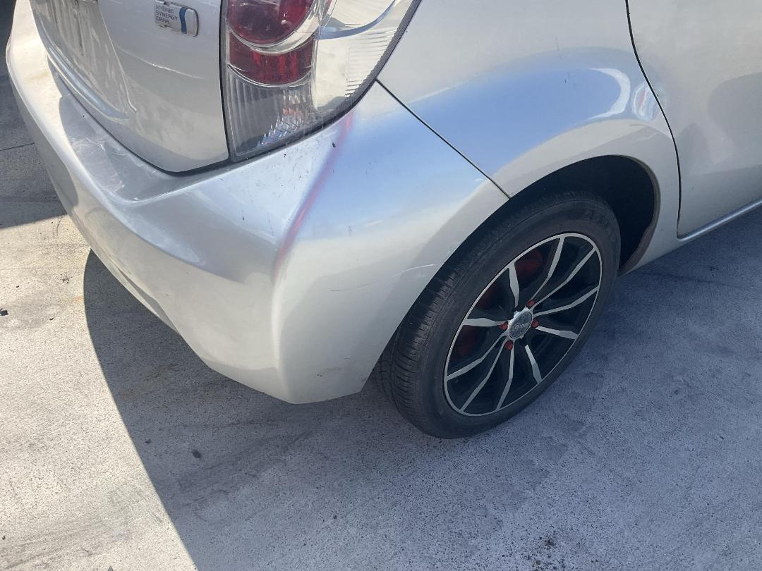 Photo '18' of Toyota Aqua