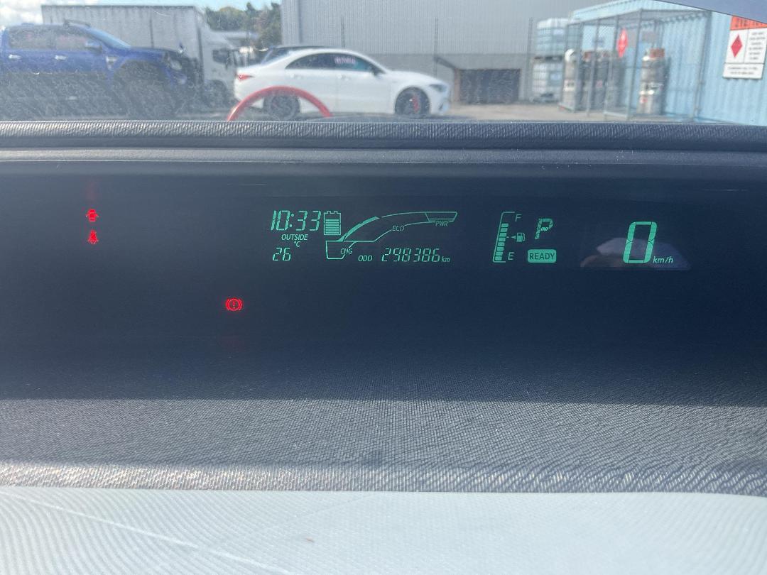 Photo '29' of Toyota Aqua