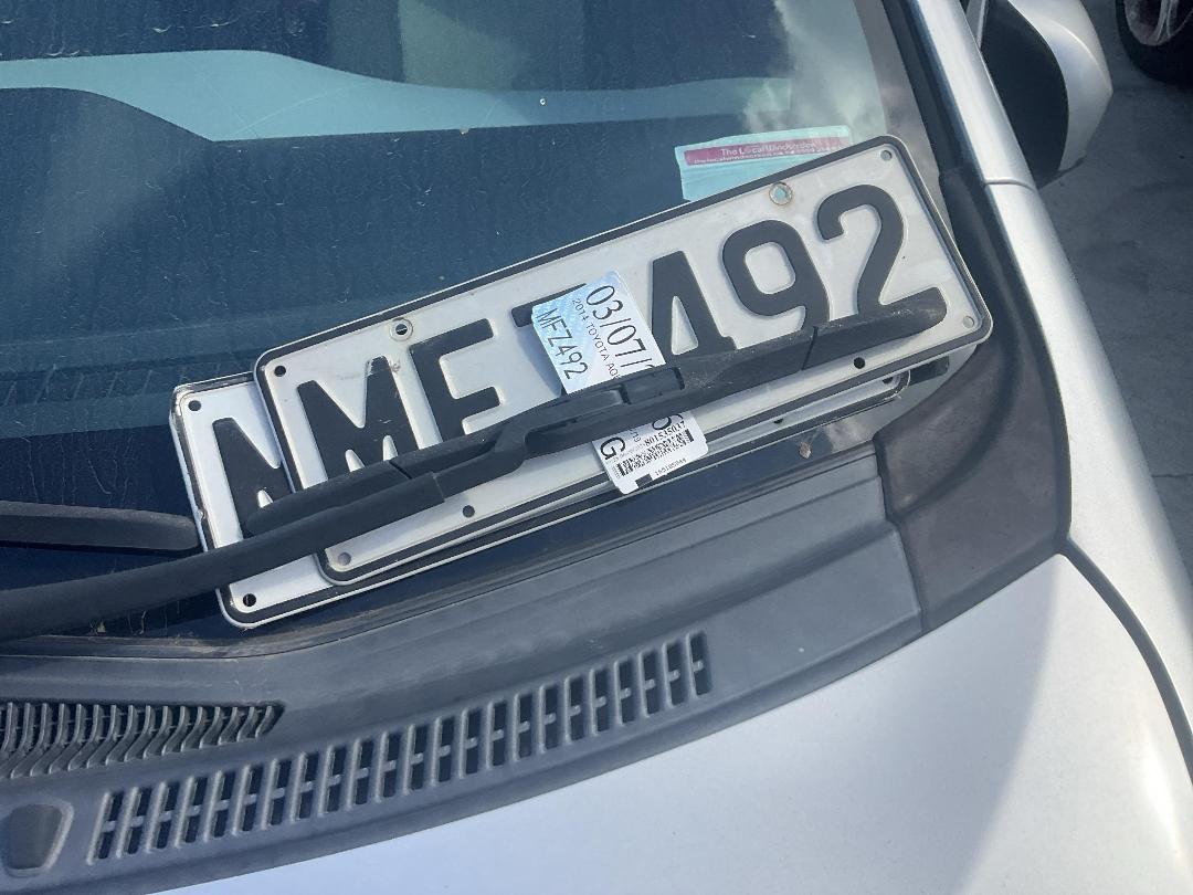 Photo '33' of Toyota Aqua