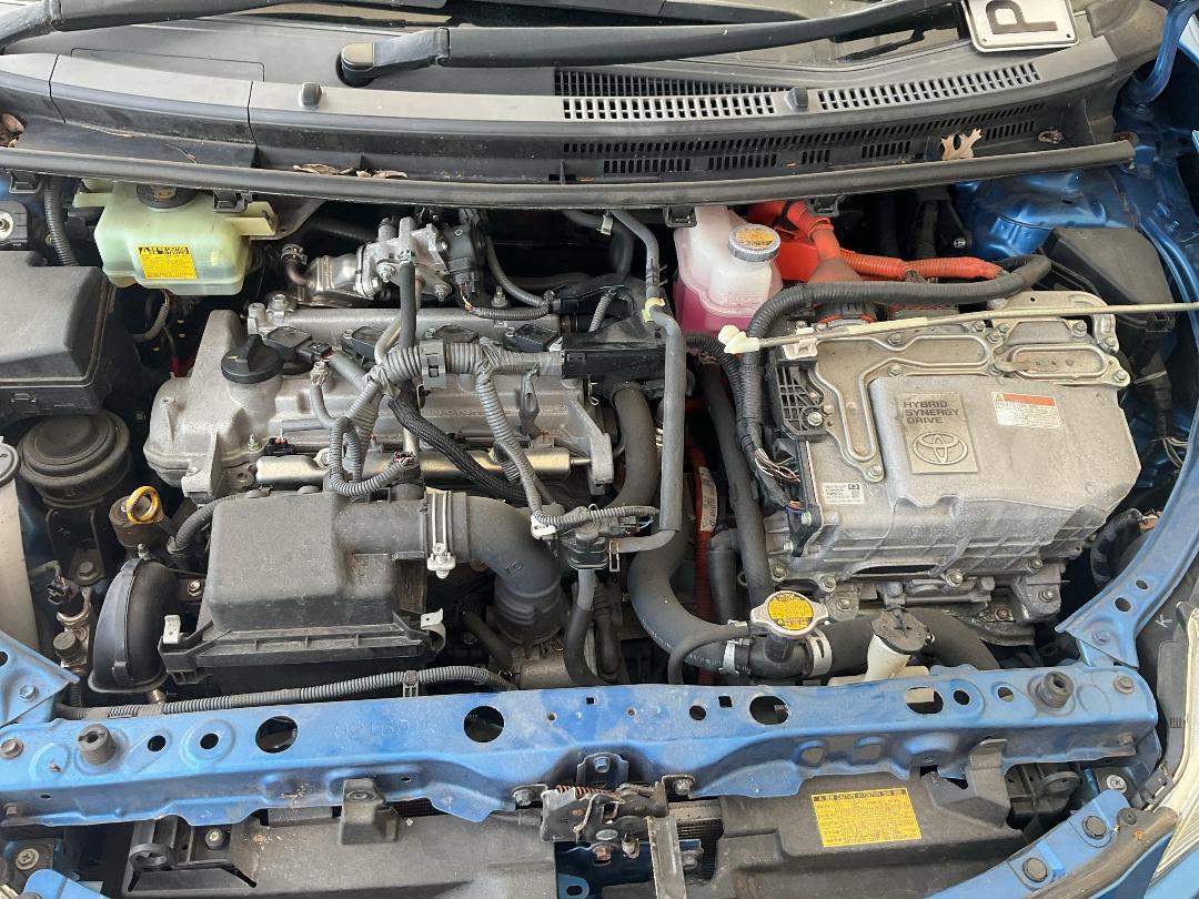 Photo '12' of Toyota Aqua