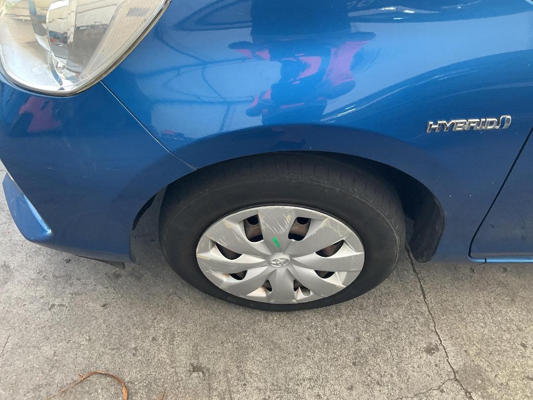 Photo '16' of Toyota Aqua