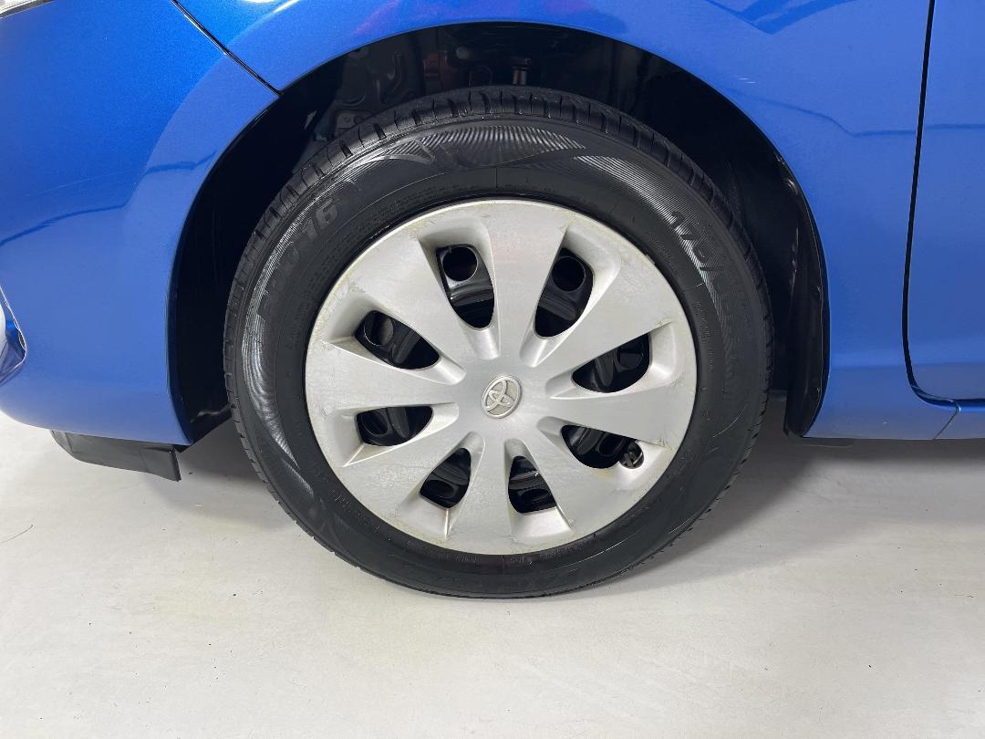 Photo '10' of Toyota Aqua