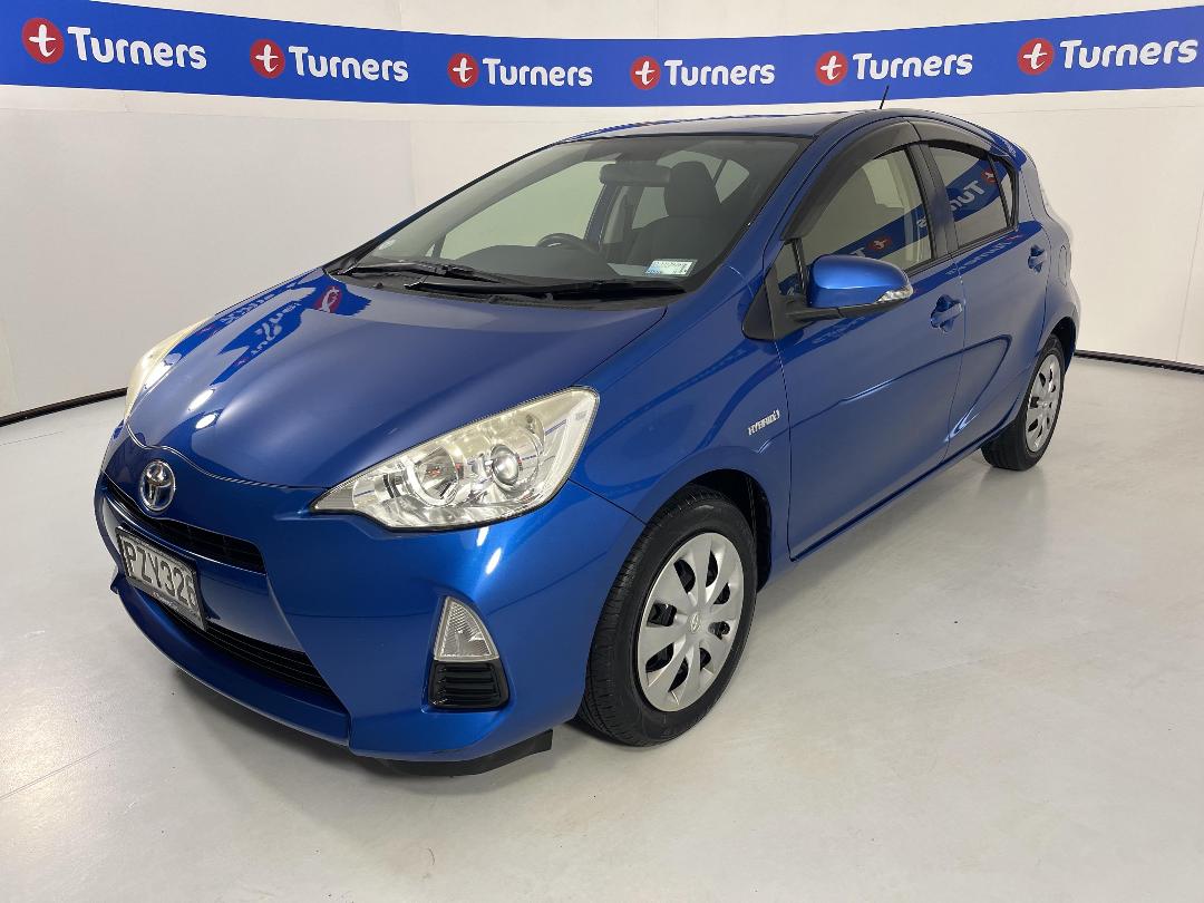 Photo '4' of Toyota Aqua