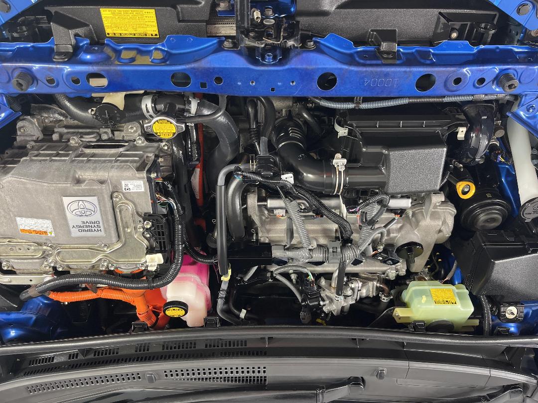 Photo '13' of Toyota Aqua