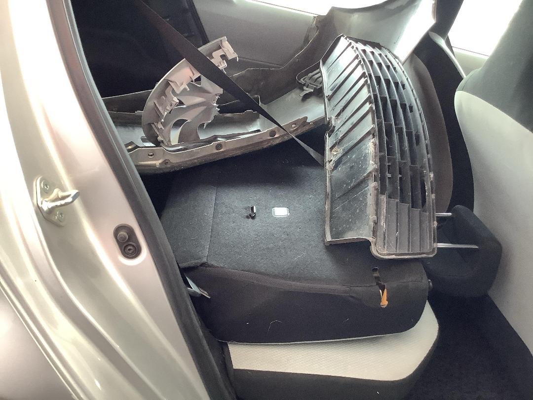 Photo '11' of Toyota Aqua