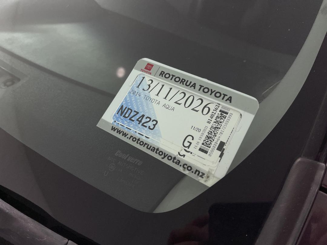 Photo '27' of Toyota Aqua Photo '27' of Toyota Aqua