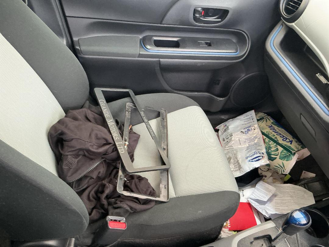 Photo '17' of Toyota Aqua Photo '17' of Toyota Aqua