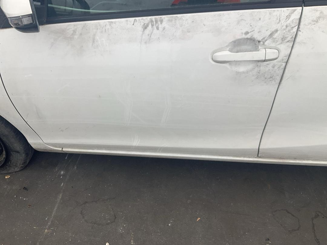 Photo '11' of Toyota Aqua Photo '11' of Toyota Aqua