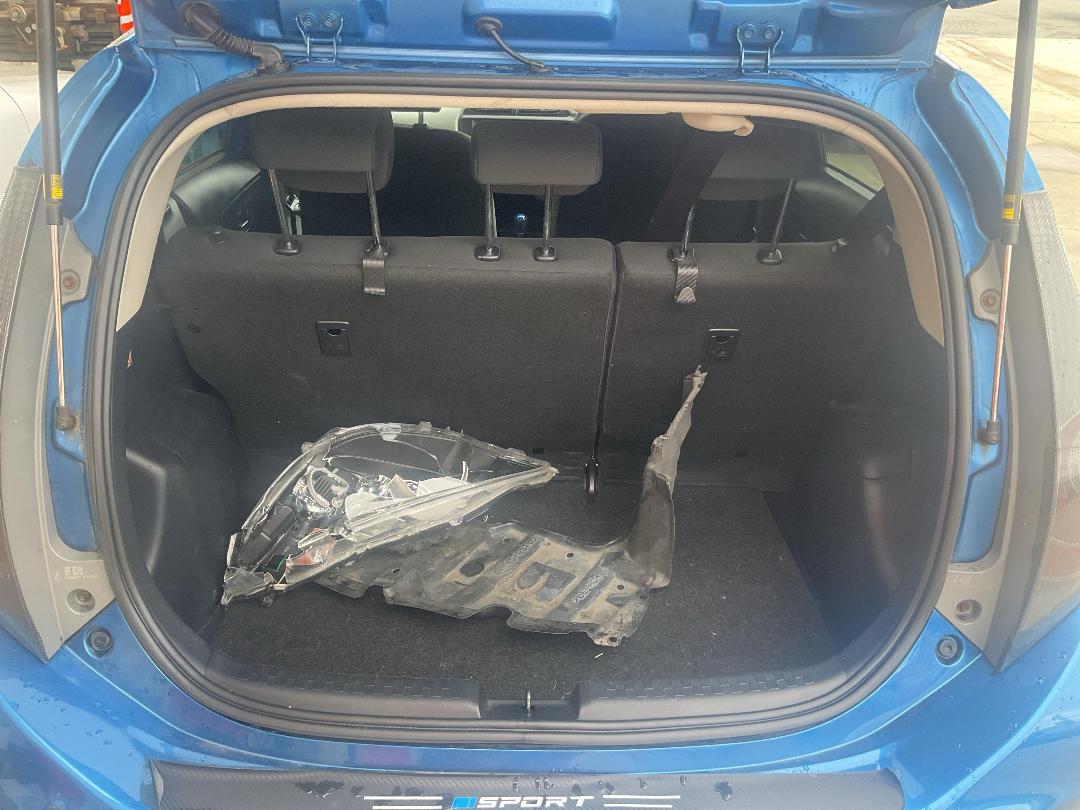 Photo '11' of Toyota Aqua Photo '11' of Toyota Aqua