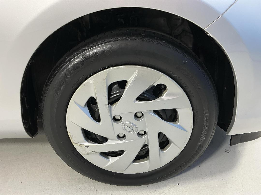 Photo '9' of Toyota Aqua