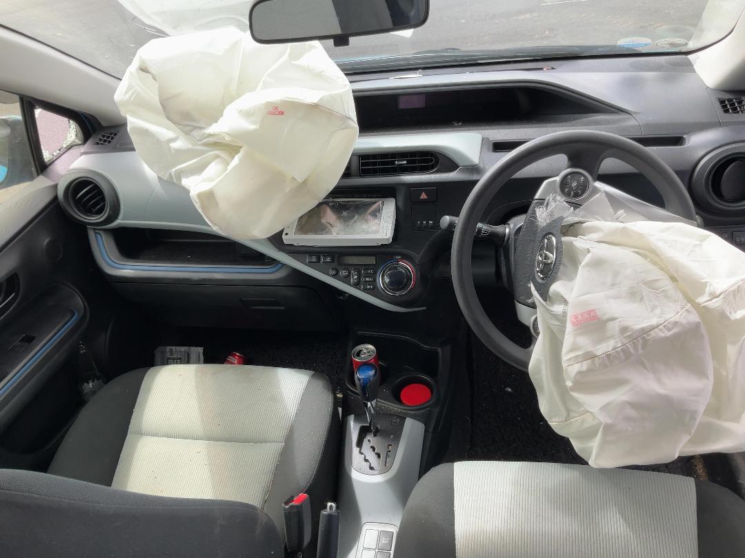 Photo '21' of Toyota Aqua Photo '21' of Toyota Aqua