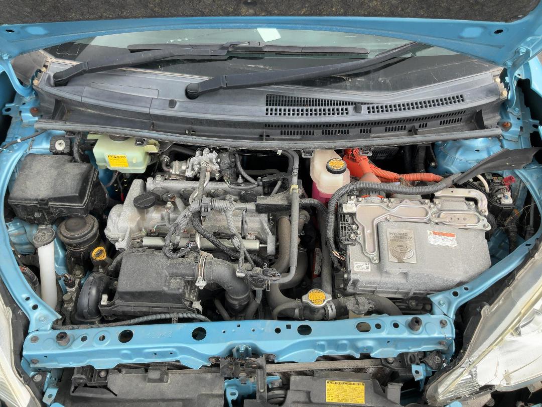 Photo '23' of Toyota Aqua Photo '23' of Toyota Aqua