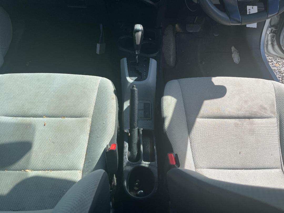 Photo '16' of Toyota Aqua Photo '16' of Toyota Aqua