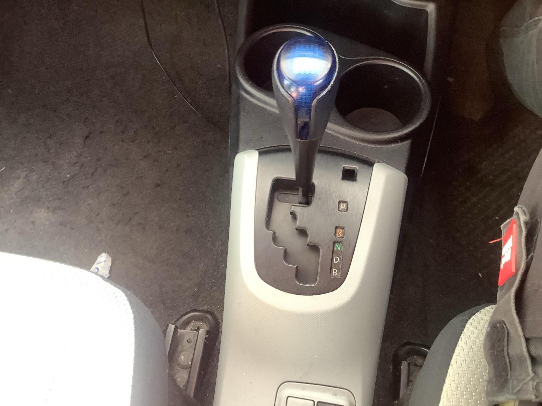 Photo '15' of Toyota Aqua Photo '15' of Toyota Aqua