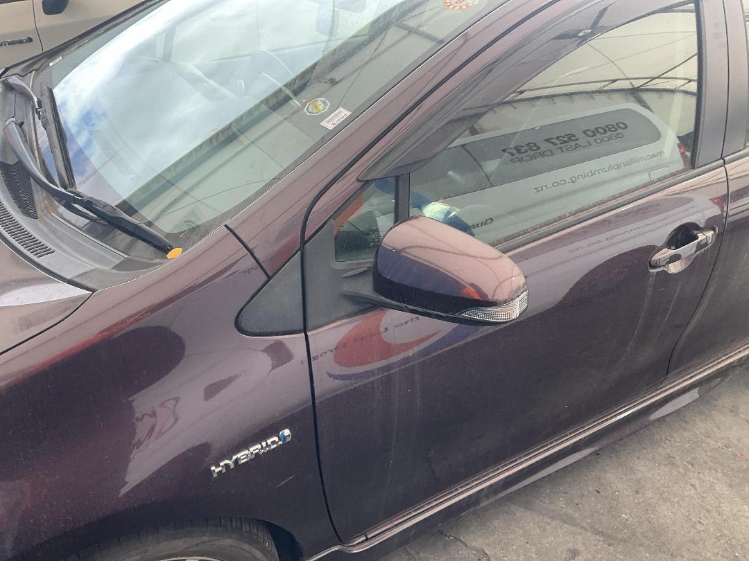 Photo '7' of Toyota Aqua Hybrid Photo '7' of Toyota Aqua Hybrid